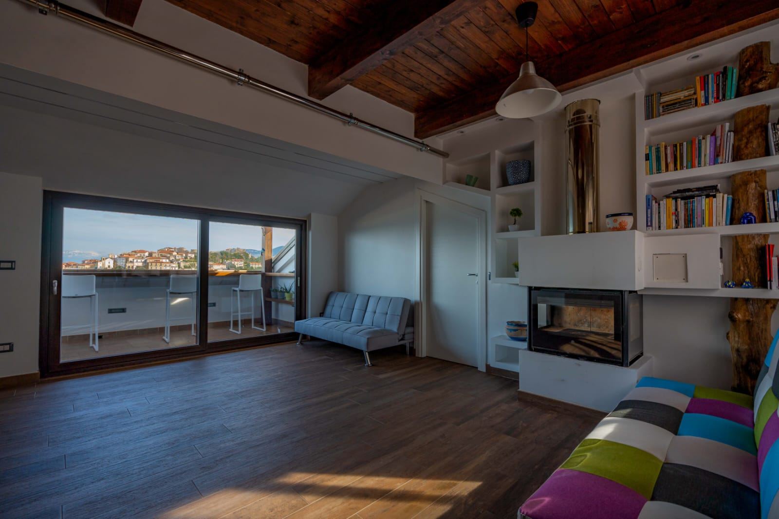 Appartamento Europa: soggiorno con vista mare sul golfo di Agropoli